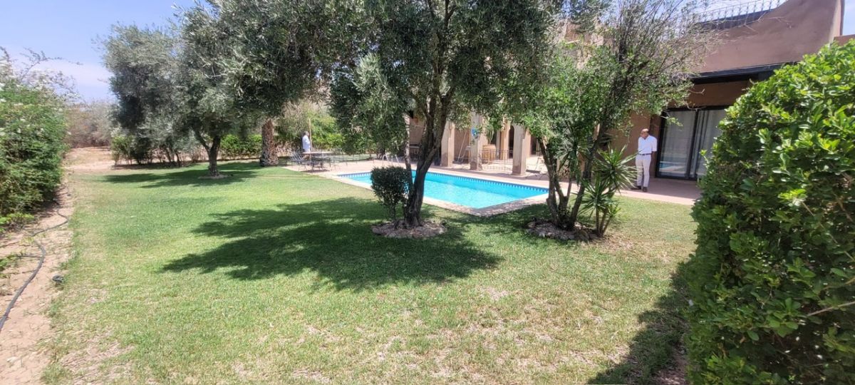 JARDIN PISCINE MARRAKECH ROUTE DE FES